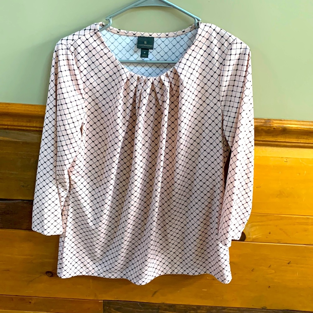 Slightly worn light pink blouse.